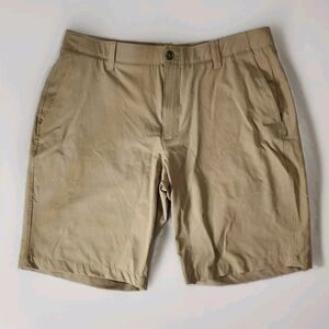 Under Armour Heat Gear Golf Shorts Women Size‎ 38 Tan Brown Loose Fit Stretch